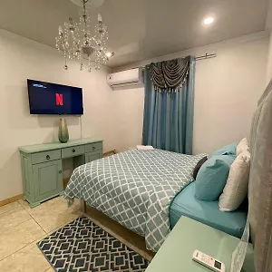 Jazmin's Oranjestad